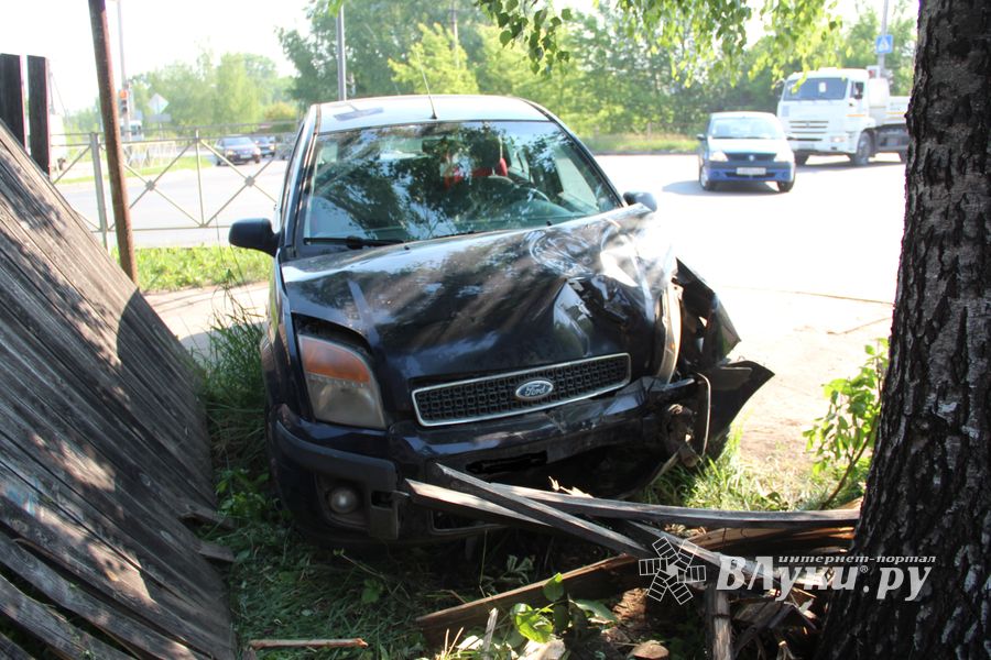 Ещё одно ДТП на Третьей Ударной Армии (ФОТО)