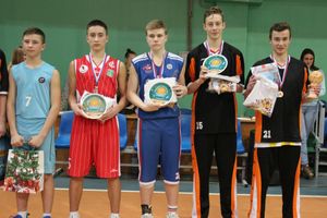 В Великих Луках завершился Международный турнир по баскетболу (ФОТО)