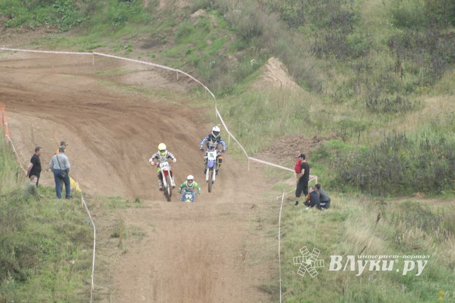 Мотокросс в Булынино: драйва много, зрителей мало (ФОТО)