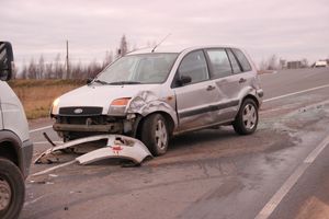 На выезде из Великих Лук произошло серьёзное ДТП (ФОТО)