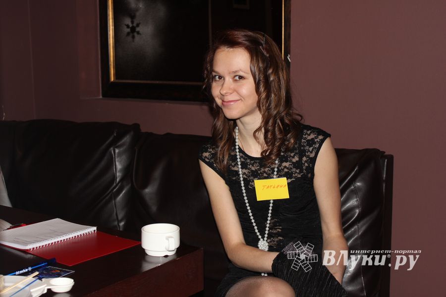 Компания "МТС" поздравляет всех своих клиентов и информационных партнеров с наступающим Новым Годом и Рождеством!