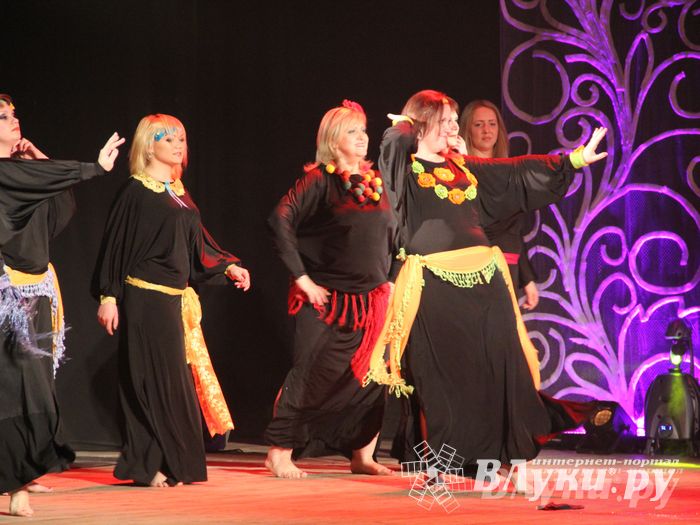 В ДК им. Ленина состоялся отчетный концерт студии восточного танца «Восточные сладости» (фото)