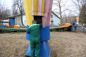 Аттракционы великолукского парка проверили на безопасность (ФОТО)