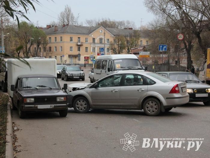 ДТП на проспекте Гагарина: настоящая жесть! (ФОТО)