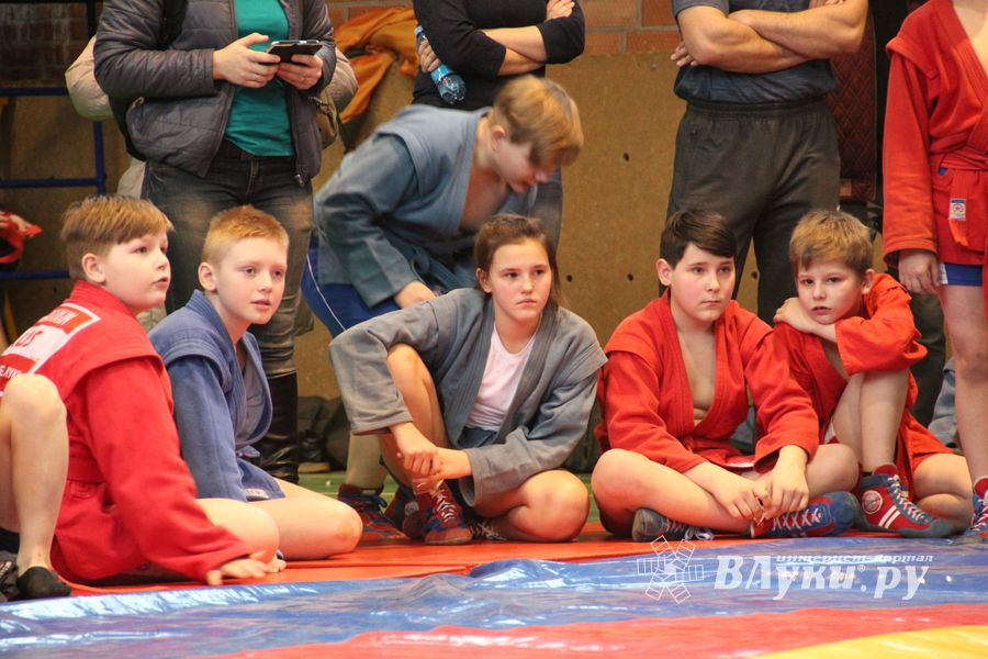 В Великих Луках прошли соревнования, посвященные памяти героев 6-й роты (ФОТО)