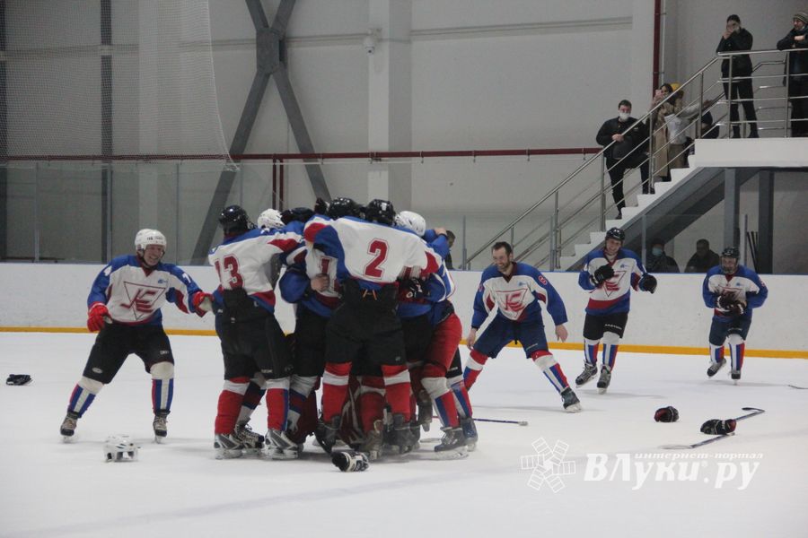 Великолучане уступили красногородцам поездку в Сочи (ФОТО)