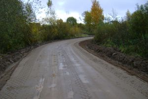 В деревни Волчки Великолукского района исчезло «смертельно опасное направление» и появилась дорога (ФОТО)