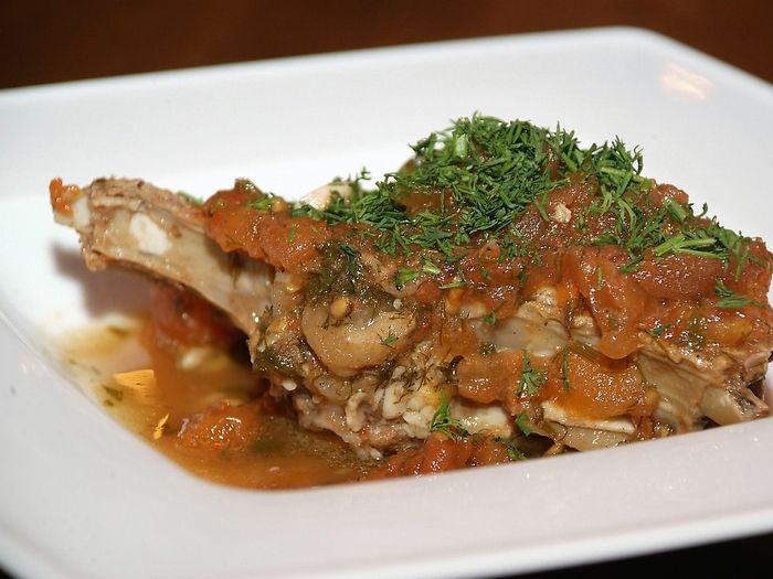 8 марта прекрасных дам приглашают в «Гости» (ФОТО)