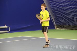 В Великих Луках прошло Первенство по большому теннису (фото)