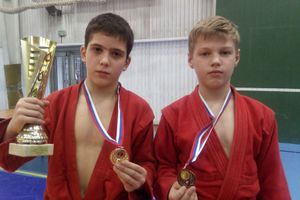 Великолучане привезли награды с Открытого Первенства города Пушкино по самбо (ФОТО)