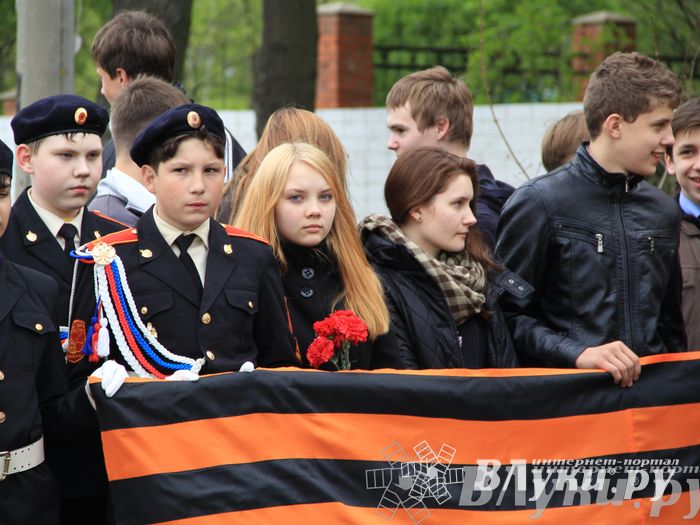 В Великих Луках почтили память погибших в Великой Отечественной войне