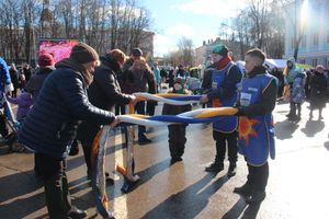 В Великих Луках широко отметили Масленицу (ФОТО)