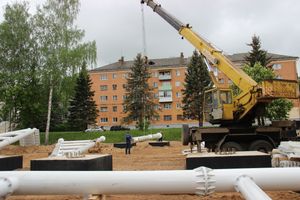 Колесу обозрения делают ноги (ФОТО)