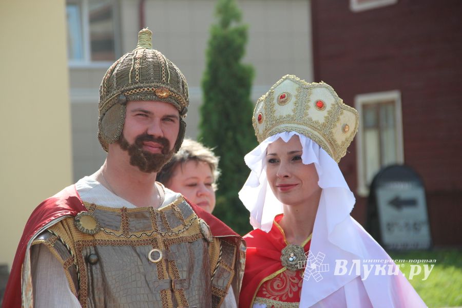 Великолучане празднуют День города (ФОТО)