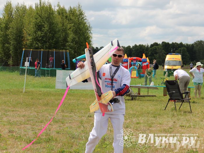 Фестиваль авиамодельного спорта России в Великих Луках