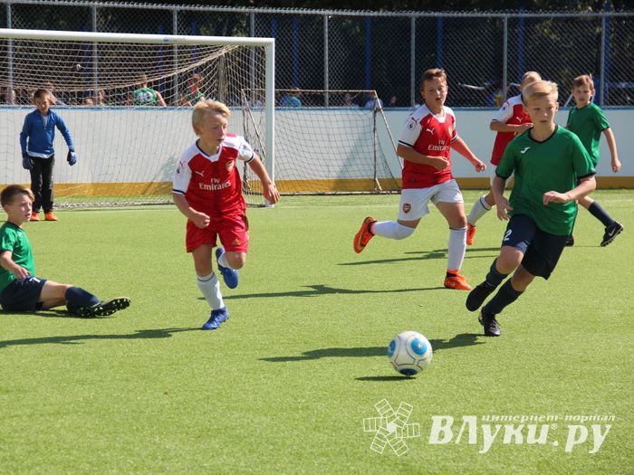 Спортивними мероприятиями отметили День физкультурника в Великих Луках (ФОТО)