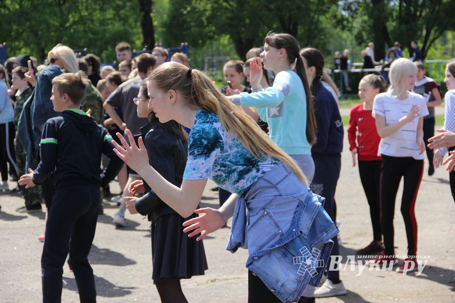 Спецназ «разгромил» на Дятлинке «банду»