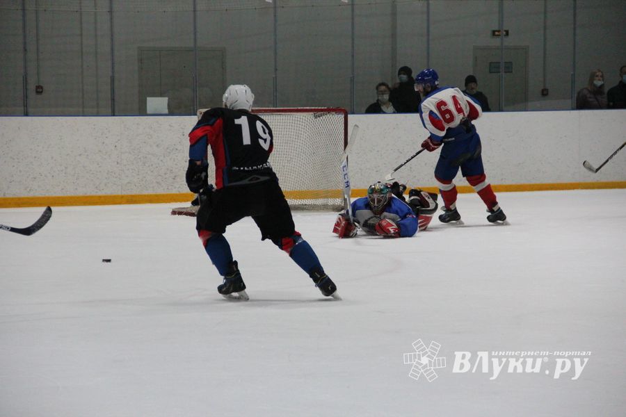 Великолучане уступили красногородцам поездку в Сочи (ФОТО)