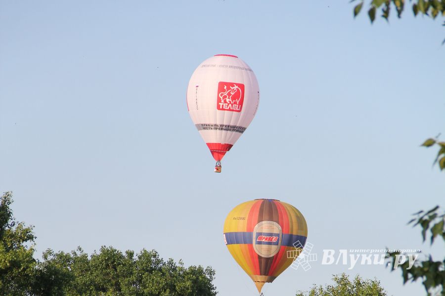 Пилоты совершили третий спортивный полет