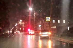 В Великих Луках столкнулись две легковушки (ФОТО)