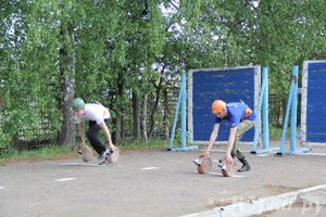 В Великих Луках прошли соревнования среди пожарных