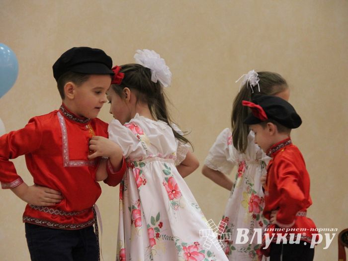 В Великих Луках выбрали «Воспитателя года» (ФОТО)