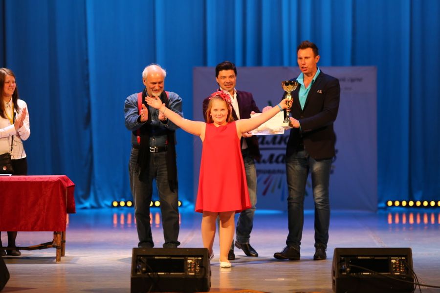 Великолучанка стала победительницей на международном творческом конкурсе в Витебске (ФОТО)