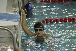 Юные великолучане соревновались за кубок Деда Мороза (фото)