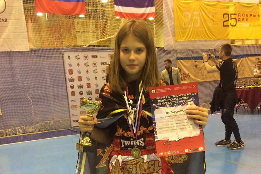Три «золота» и «серебро» завоевали великолучане на турнире по тайскому боксу (ФОТО)
