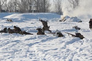 В Великих Луках реконструировали подвиг Александра Матросова (12+)(ФОТО)