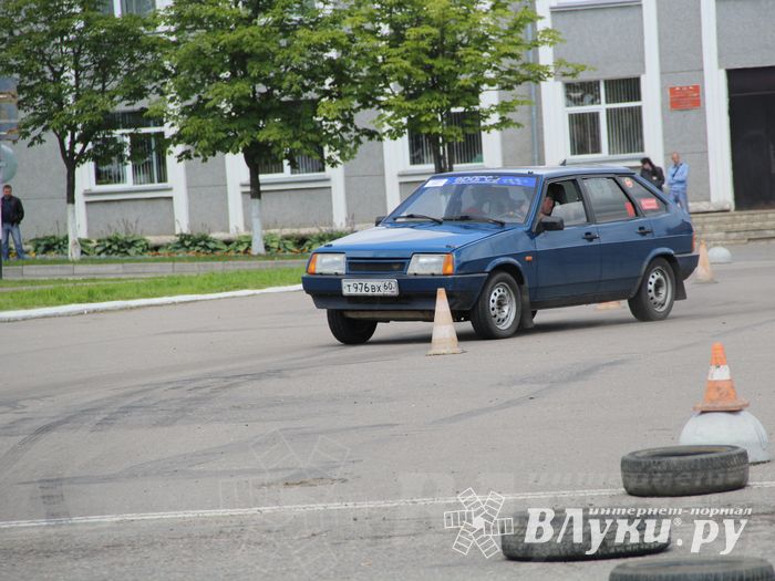 В Невеле состоялся финал по автоспринтслалому