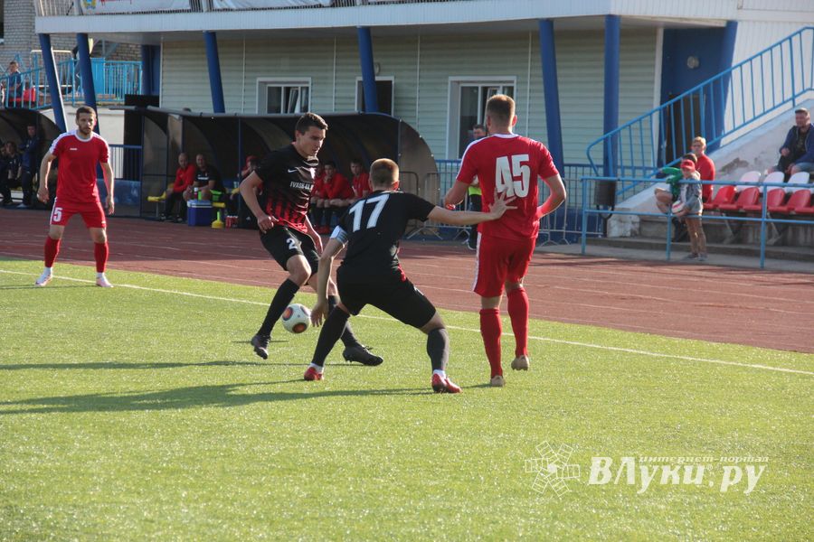 Футбол (ФОТО)