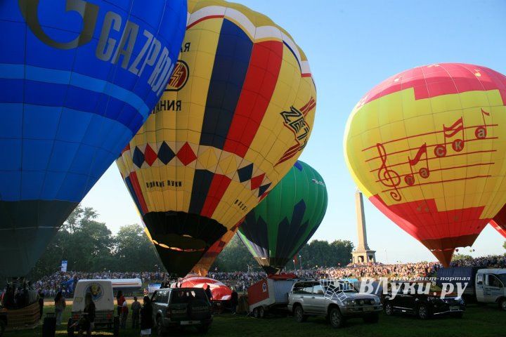 Открытие XVII Международной встречи воздухоплавателей в Великих Луках. Фото ФВС