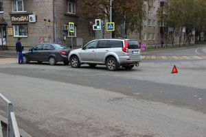 ДТП на перекрёстке Гагарина-Зверева (ФОТО)