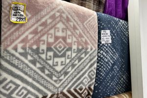 Где в Великих Луках купить подарки к Новому году (ФОТО)