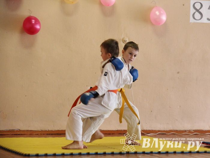 «Мой город Великие Луки — город фонтанов и шаров» (фото)