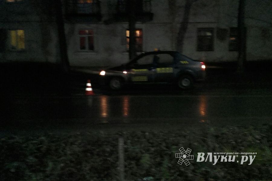 На ул. Герцена в Великих Луках сбили пешехода (ФОТО)