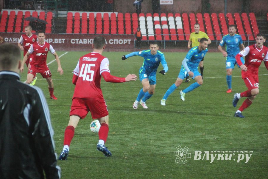 «Луки-Энергия» не смогла сдержать напор «Локомотива» (ФОТО)