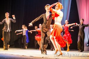 Знаменитый великолукский коллектив спортивного танца «Элегия» отметил свой юбилей