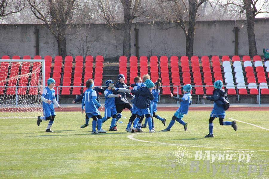 В Великих Луках прошел международный детский турнир по футболу «Наши надежды»