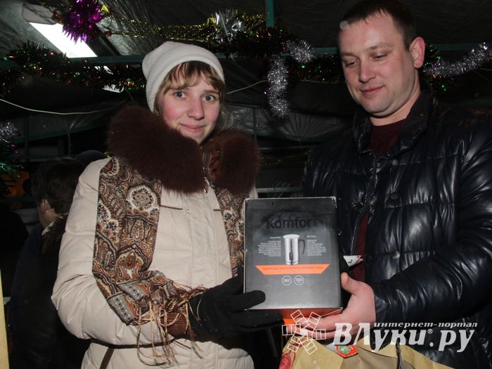 Великие Луки к встрече Нового года готовы (ФОТО)