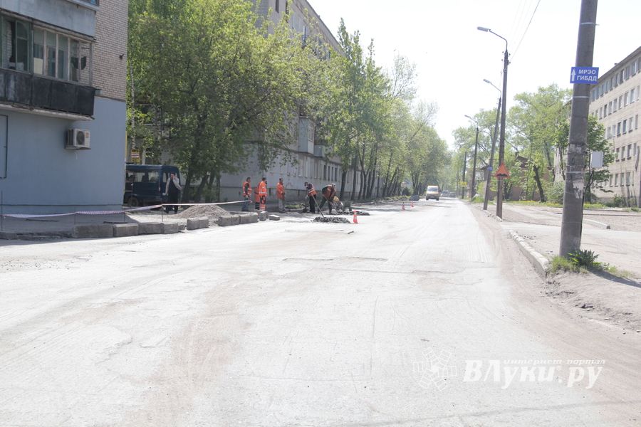 В Великих Луках на три дня закрыта ул. Вокзальная (ФОТО)