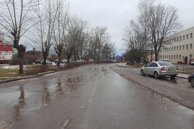 Временно прекращено движение транспортных средств по автомобильным дорогам в Великих Луках (ФОТО)