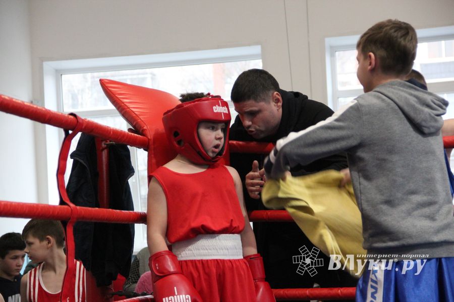 В Великих Луках прошли соревнования, посвященные памяти героев 6-й роты (ФОТО)