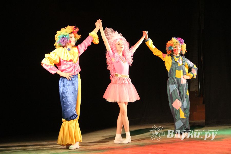 В Великих Луках отметили День матери (фото)