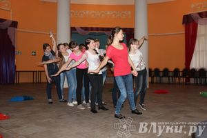 В ДК  им. Ленина состоялся открытый урок «Уличного театра» (фото)