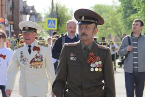 Парад Победы в Великих Луках (фото)