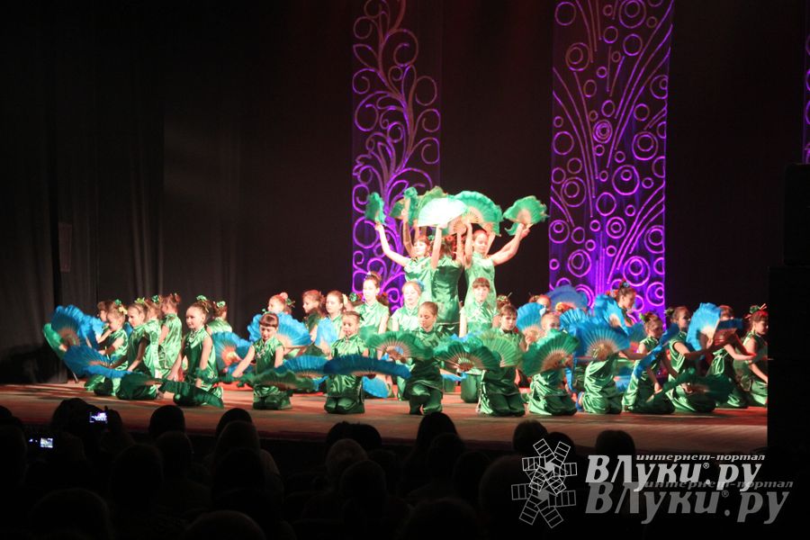  В ДК им. Ленина состоялся отчетный концерт студии восточного танца «Восточные сладости» (фото)