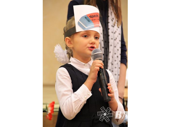 Зачем самых младших учеников 13-й школы испачкали мелом (ФОТО)