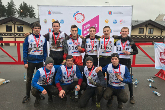 Студенты ВЛГАФК приняли участие в гонке ГТО «Путь Единства» в Санкт-Петербурге (ФОТО)